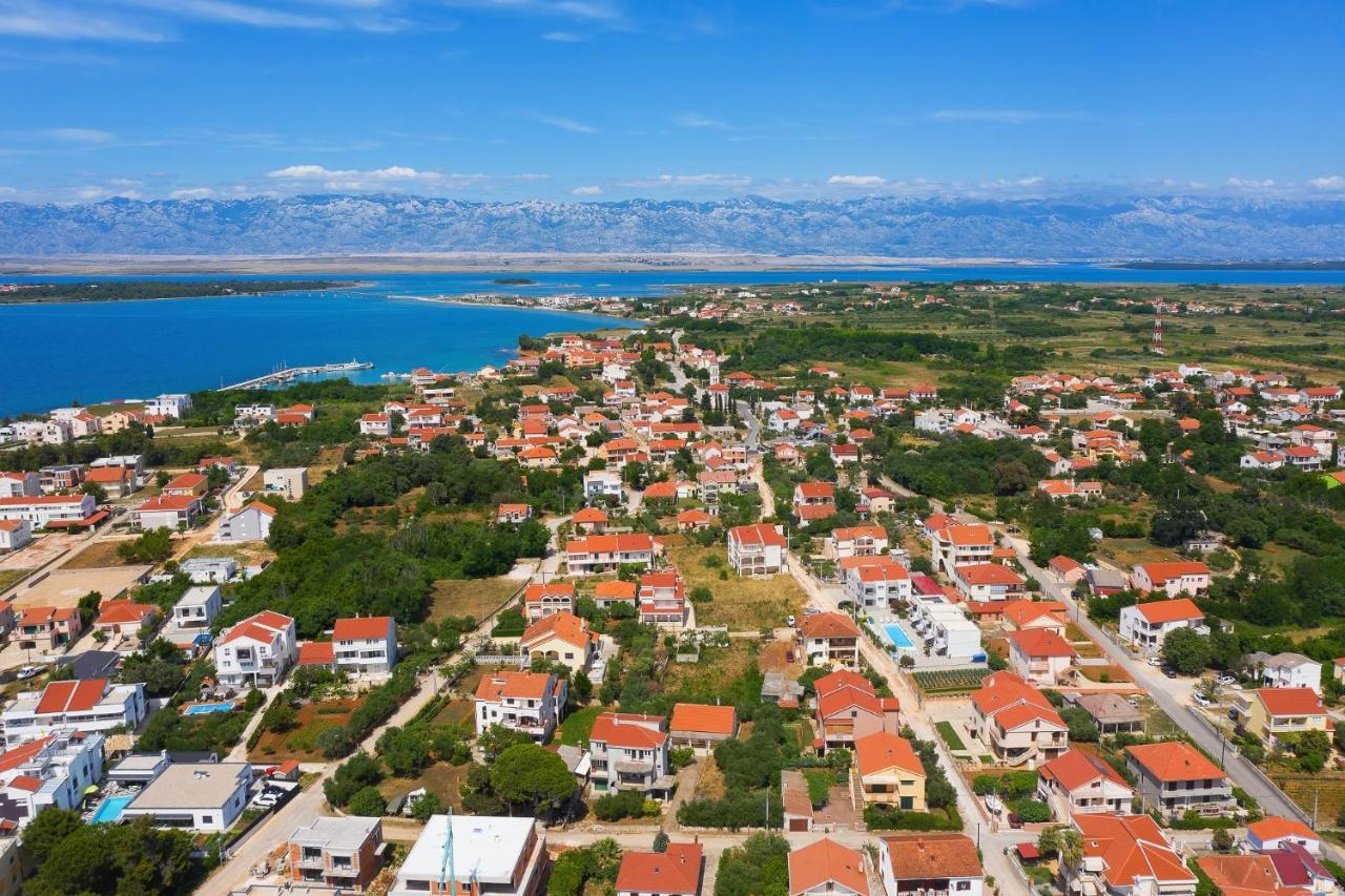 Apartments Punta Privlaka  Buitenkant foto